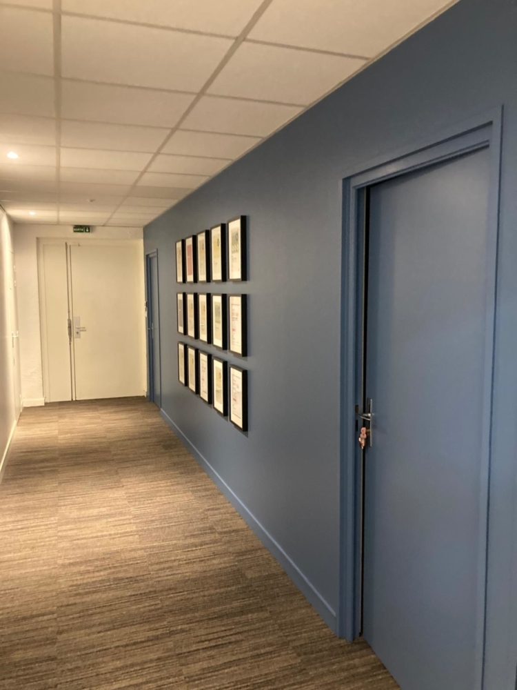 Mis en peinture et aménagement de bureaux